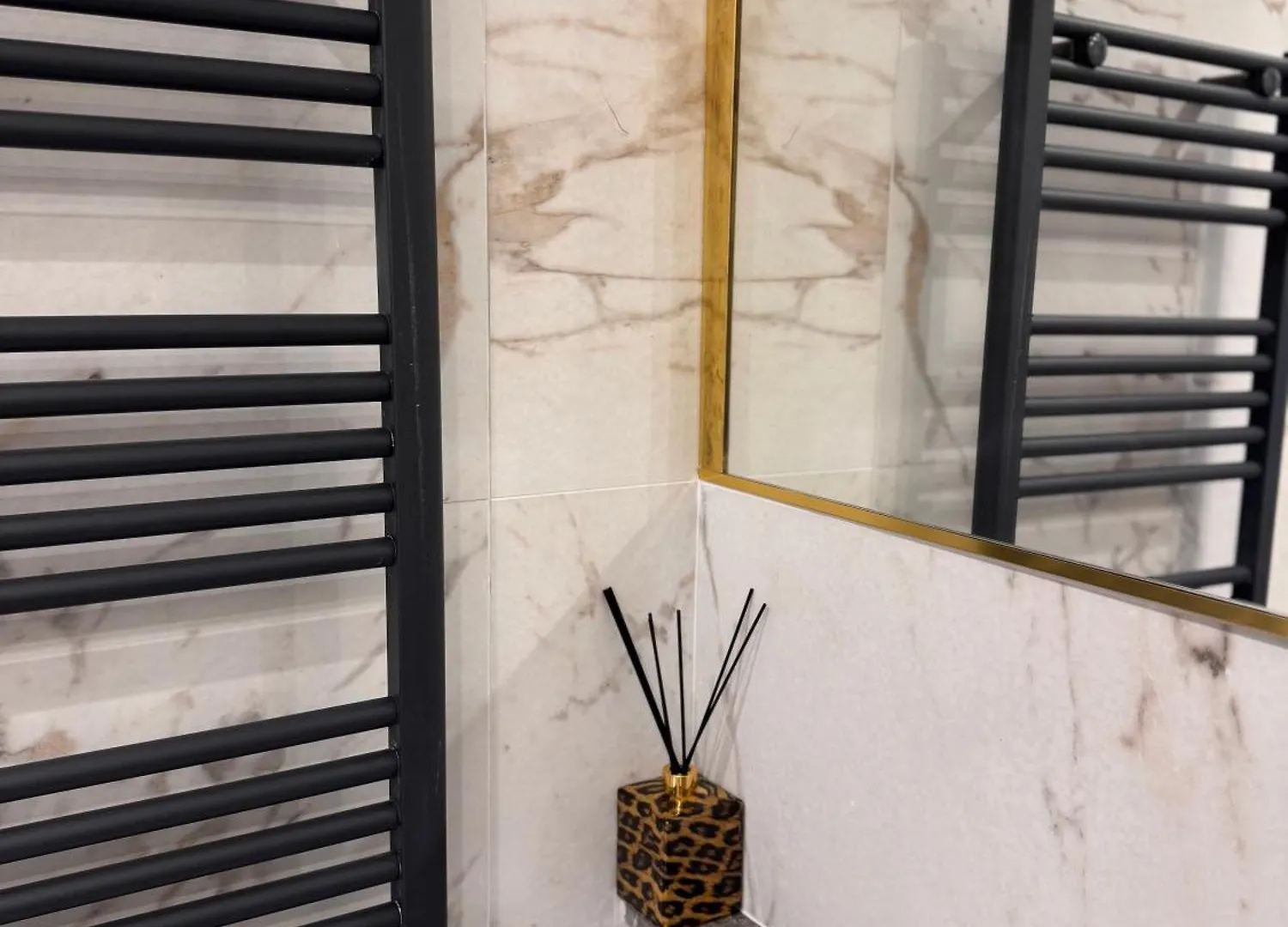 Taorminas Sun Central Boutique Guesthouse & Suites